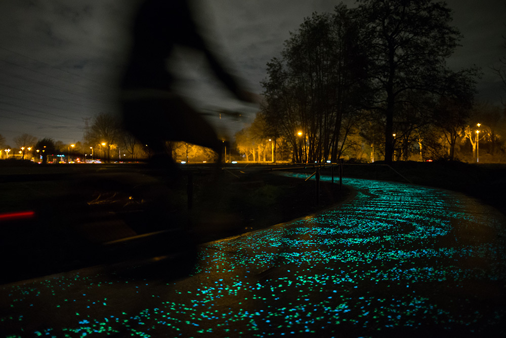 Van Gogh Starry Night style bike Cycle Path by Studio Roosegaarde