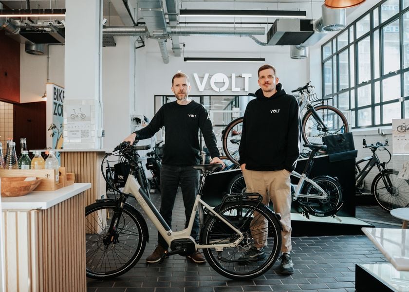 Crank Drive vs Rear Hub E-Bikes: Which One’s Right for You?