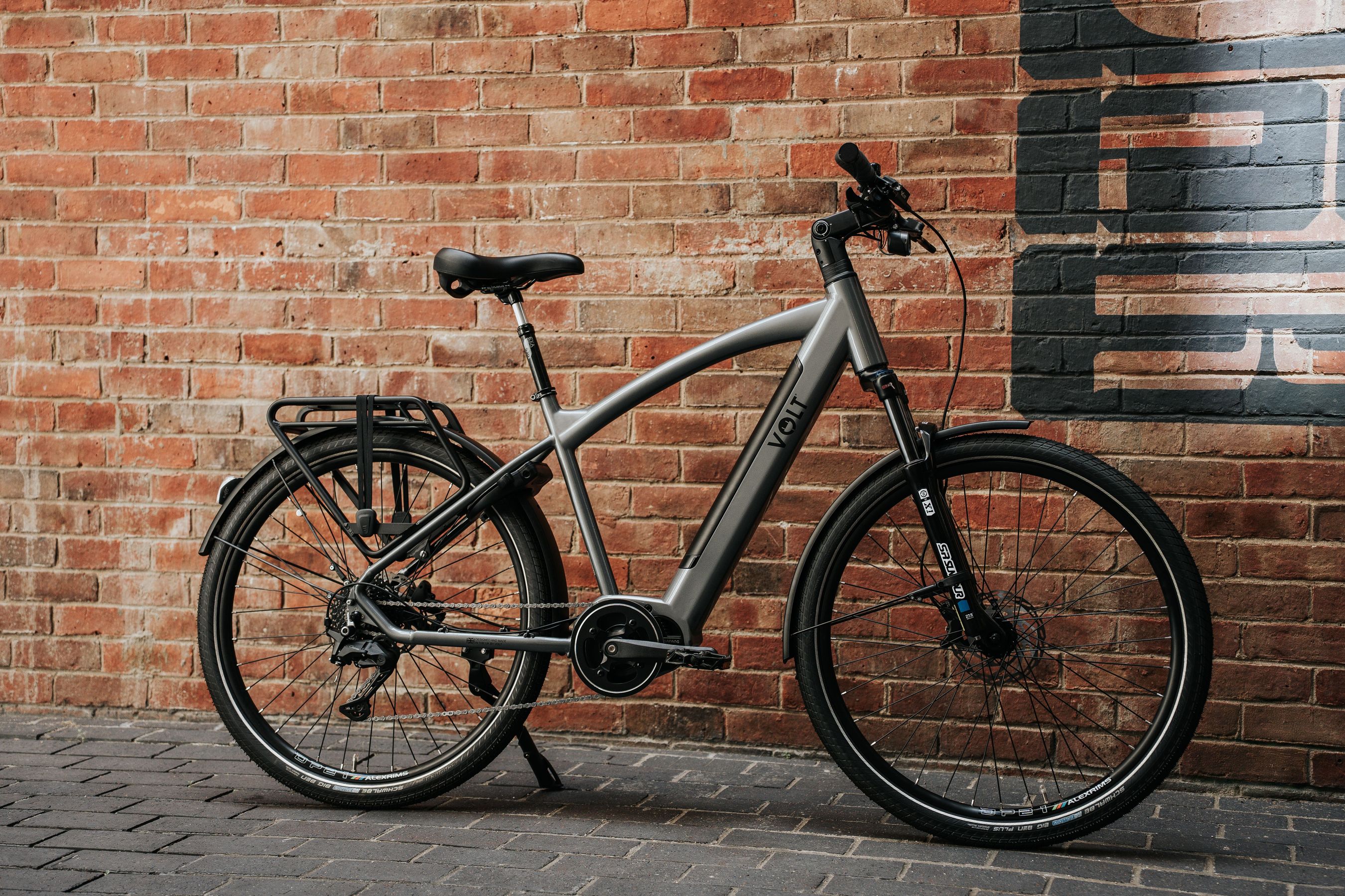 VOLT connect Hybrid E-bike studio photograph