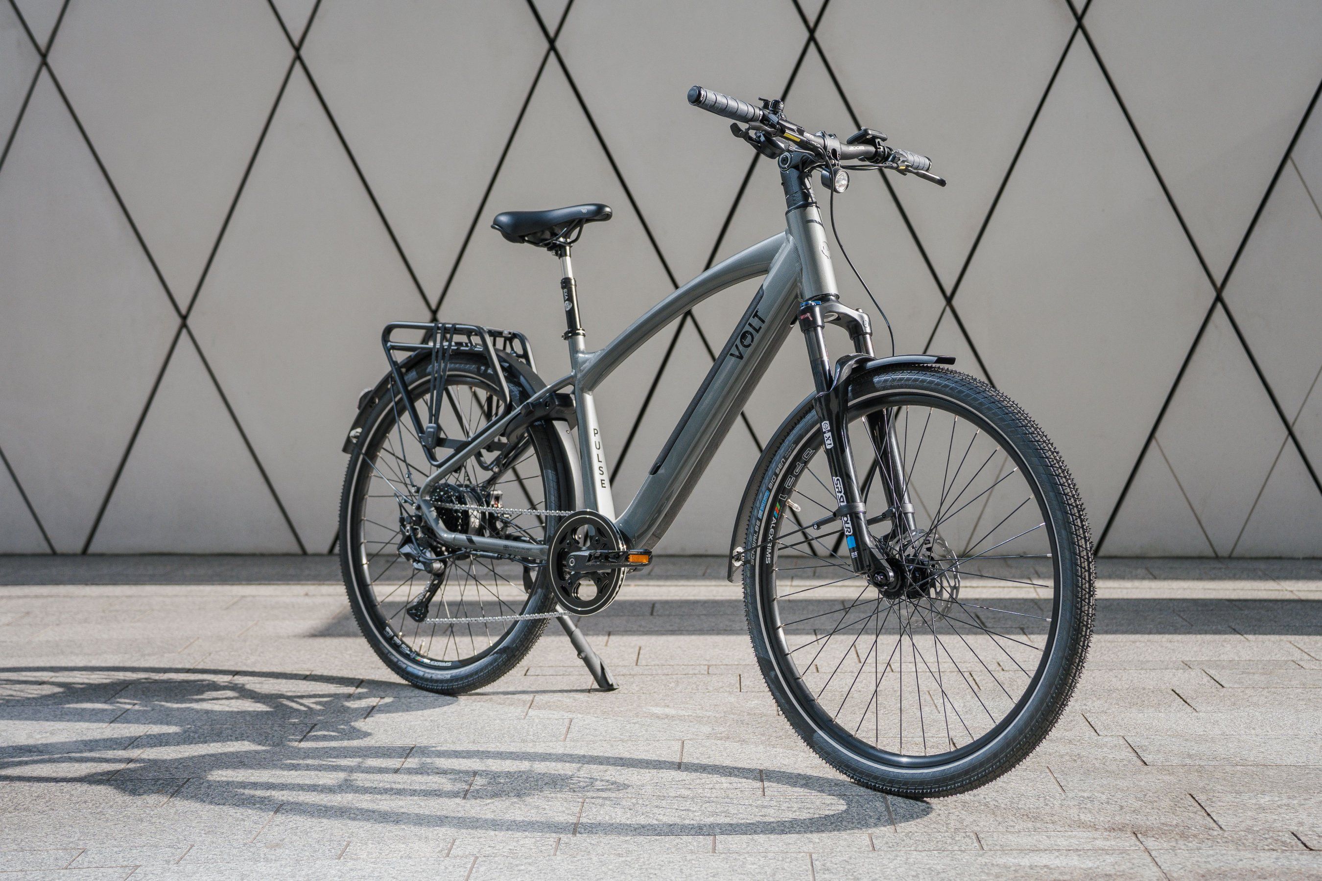 VOLT Pulse Hybrid E-bike studio photograph