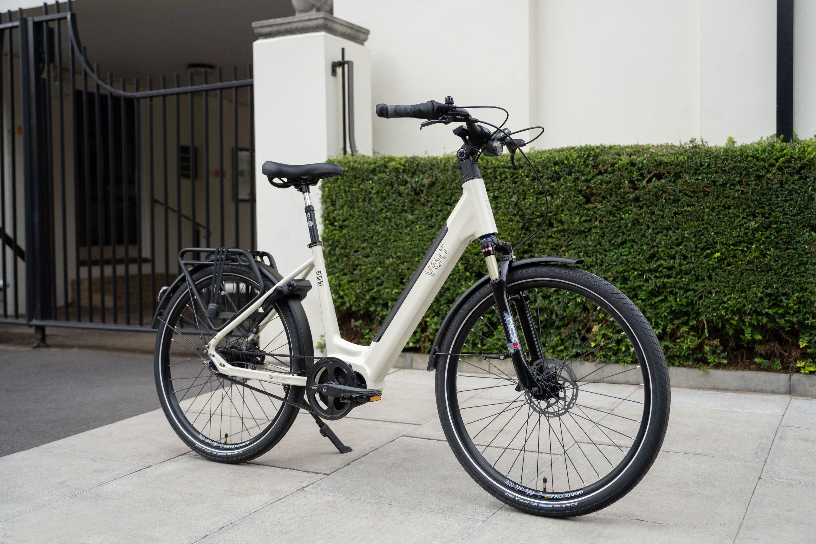 VOLT Regent Classic E-bike studio photograph