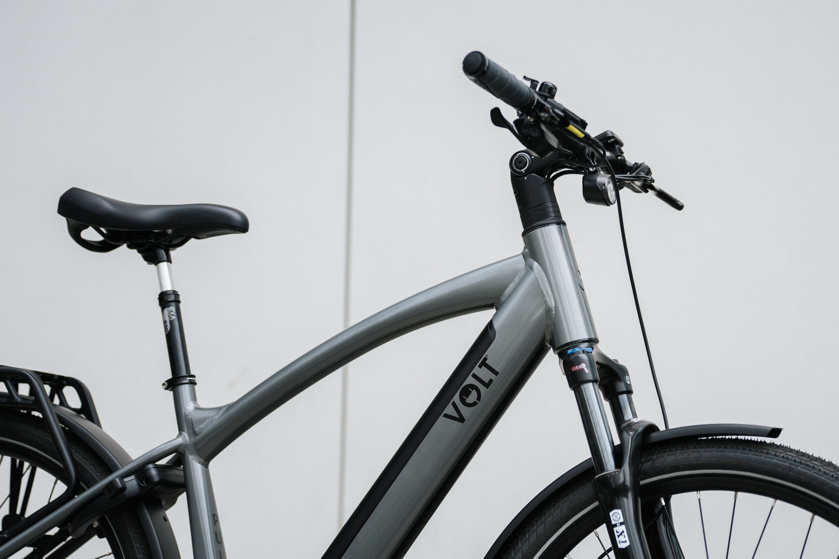 Volt Pulse Hybrid E-bike studio photograph