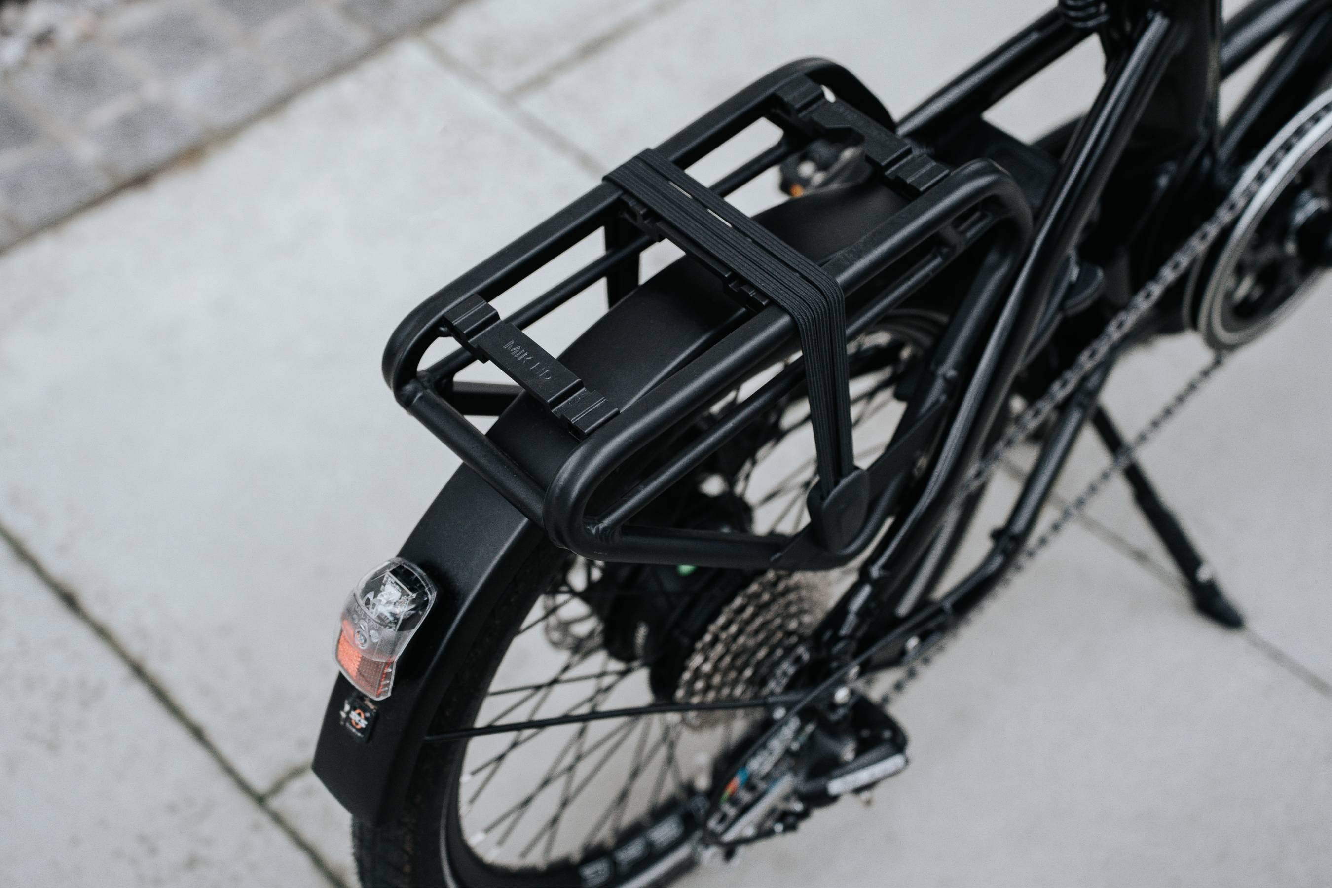Volt Metro Black ebike close up